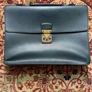 Vintage Louis Vuitton Taiga Serviette Clado Bag